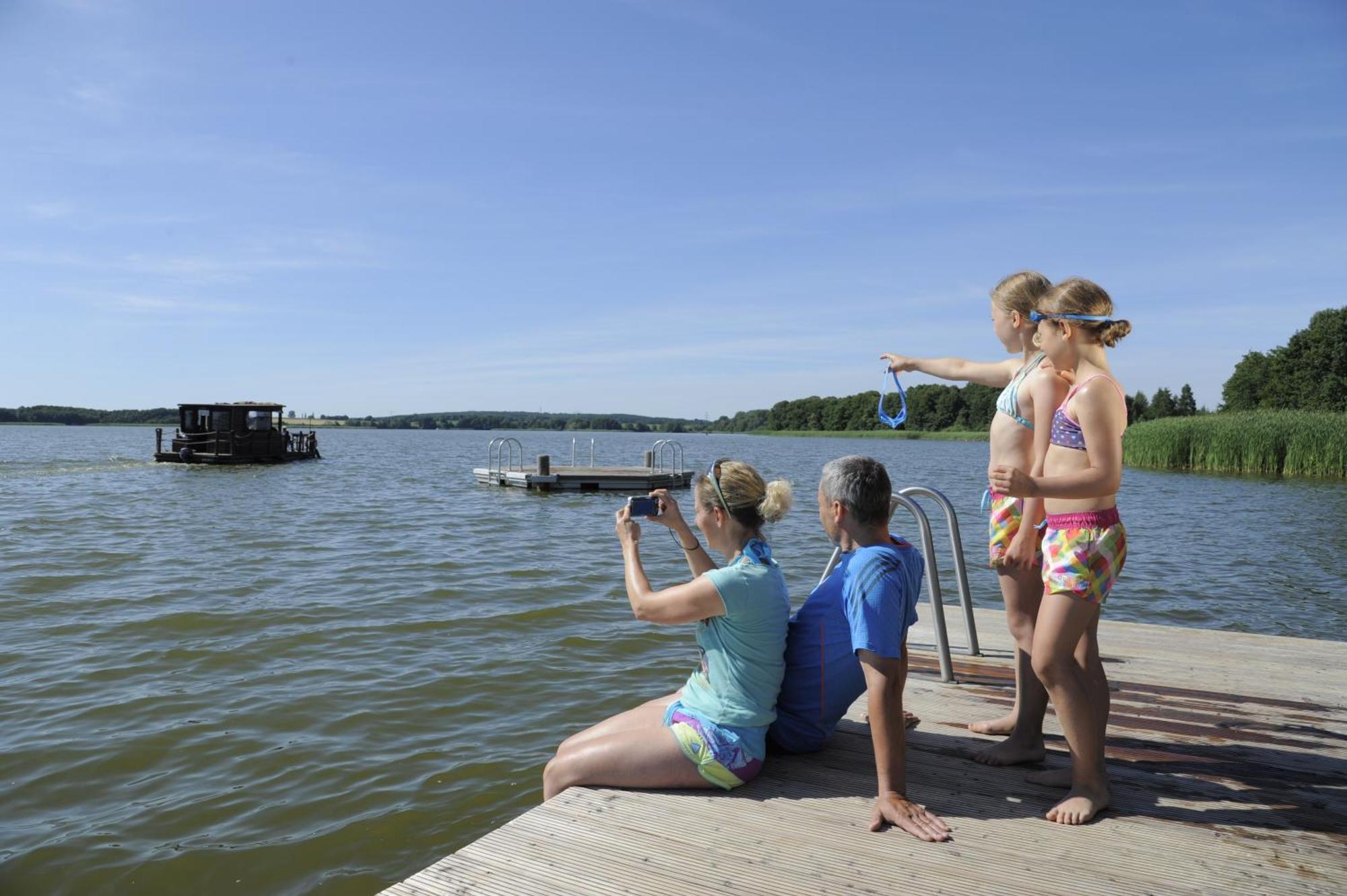 Camping-Und Ferienpark Havelberge Gross Quassow Room photo