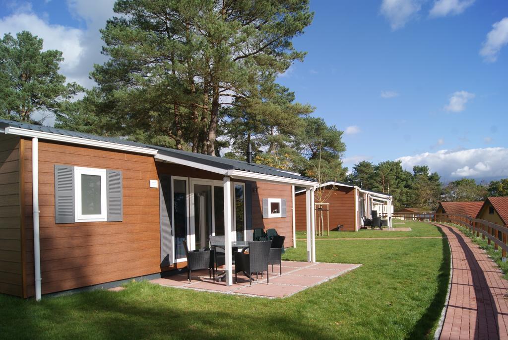 Camping-Und Ferienpark Havelberge Gross Quassow Exterior photo