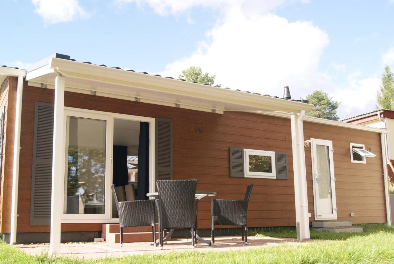 Camping-Und Ferienpark Havelberge Gross Quassow Exterior photo